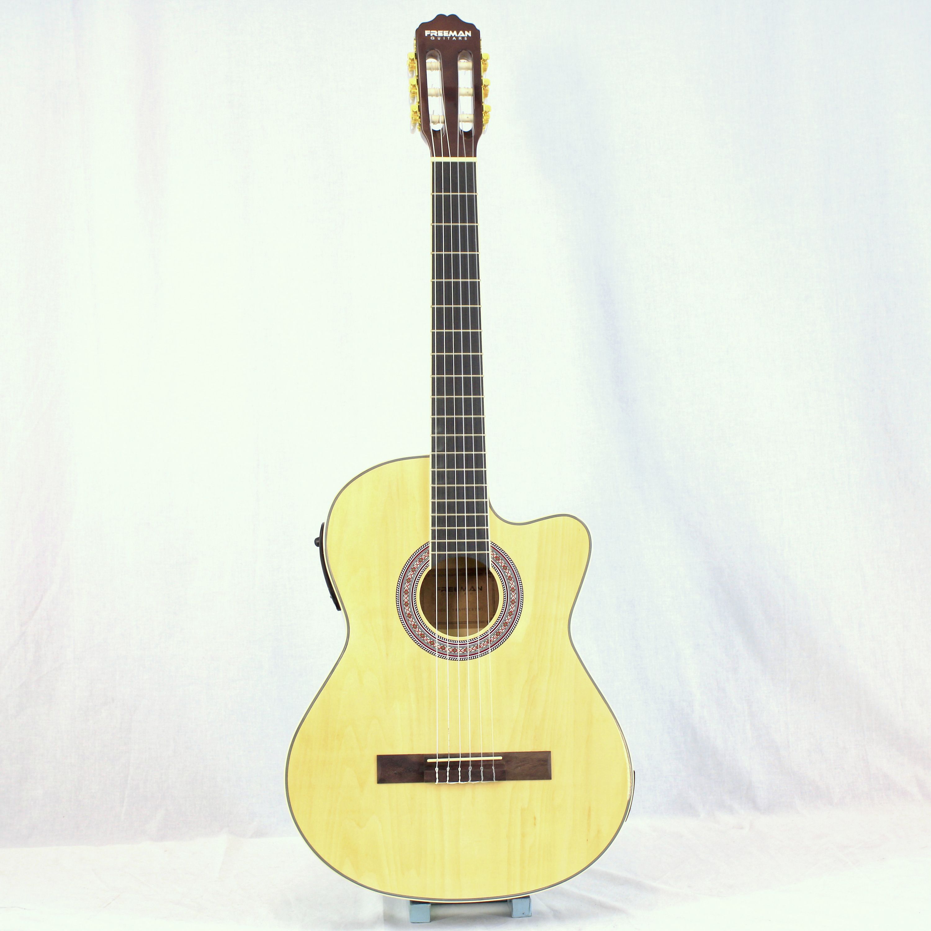 Guitarra eléctroacústica Freeman FRA95NCET - Natural OPENBOX