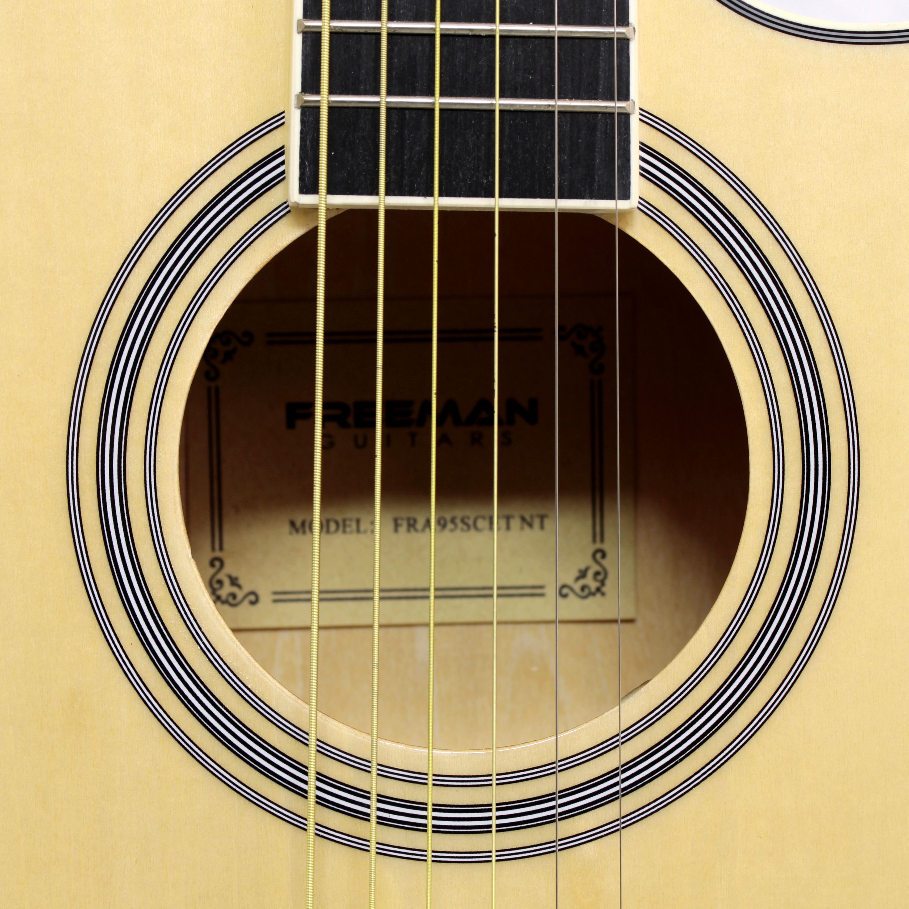 Guitarra Electroacústica Slim Freeman FRA95SCET - Natural foto 5