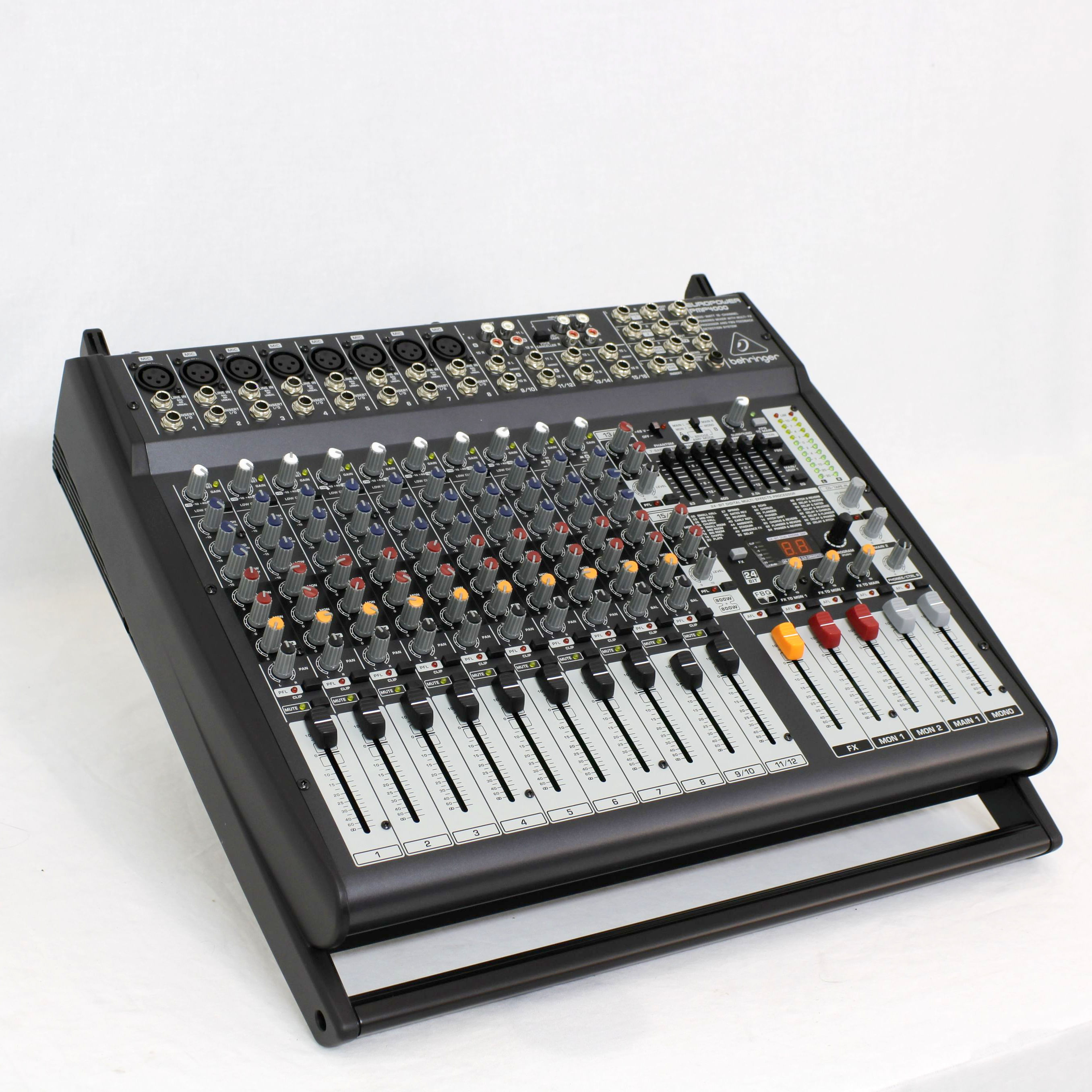 Mixer con power Behringer PMP4000 de 1600W OPENBOX foto 3