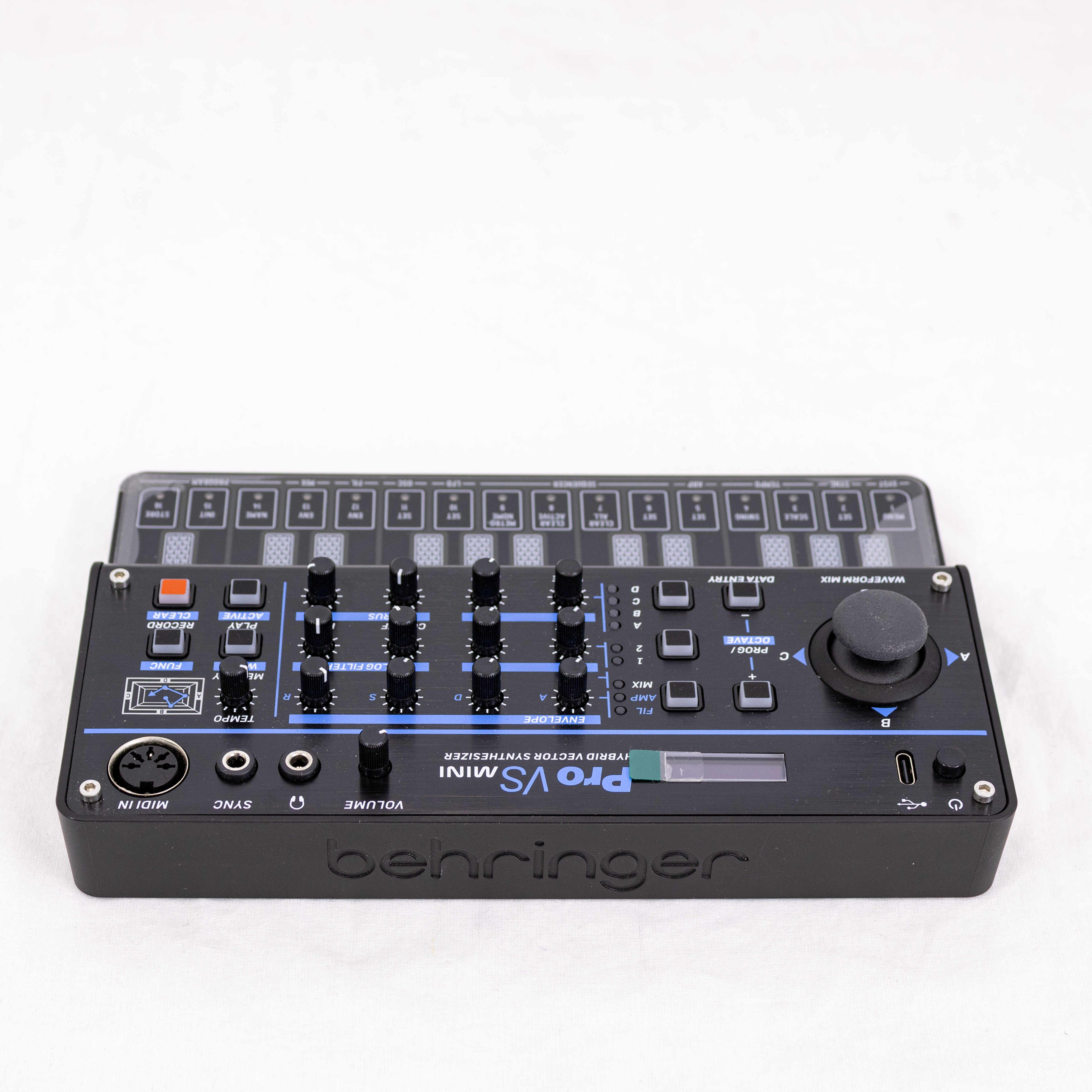 Sintetizador Behringer PRO-VS MINI OPENBOX foto 4